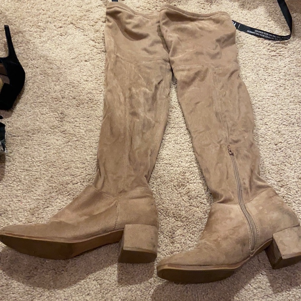 Over the knee Boots